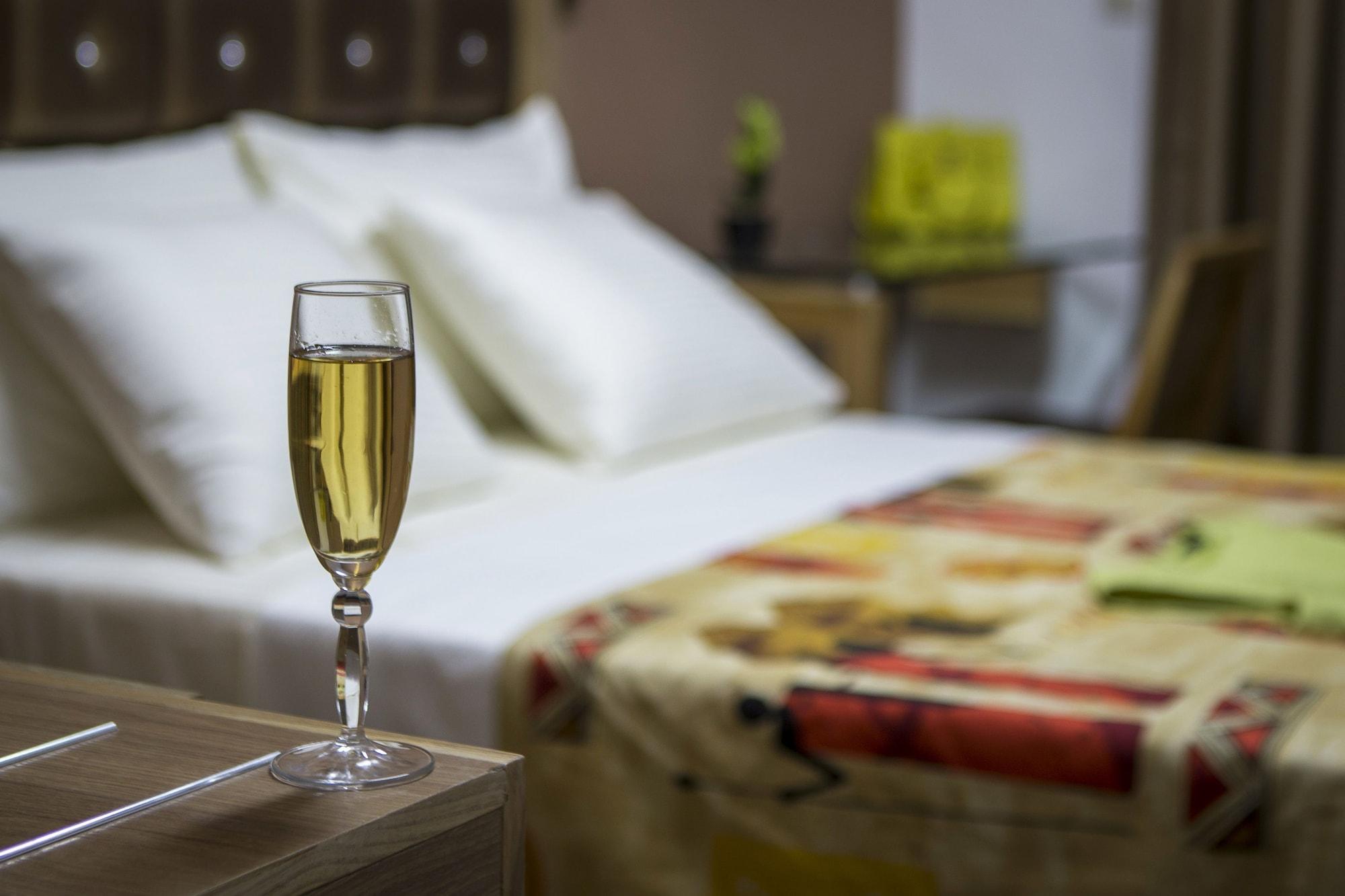 Wakola Hotel Fass Dakar Extérieur photo