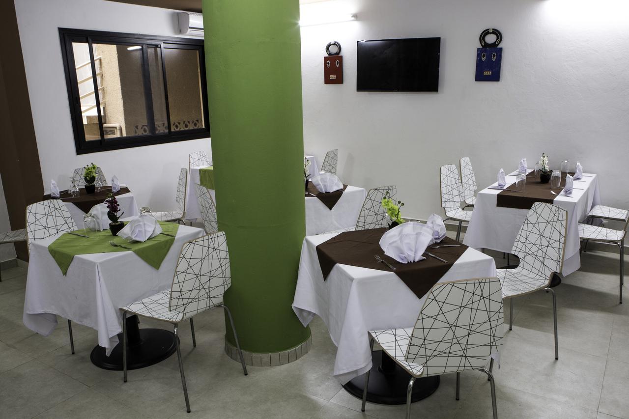 Wakola Hotel Fass Dakar Extérieur photo