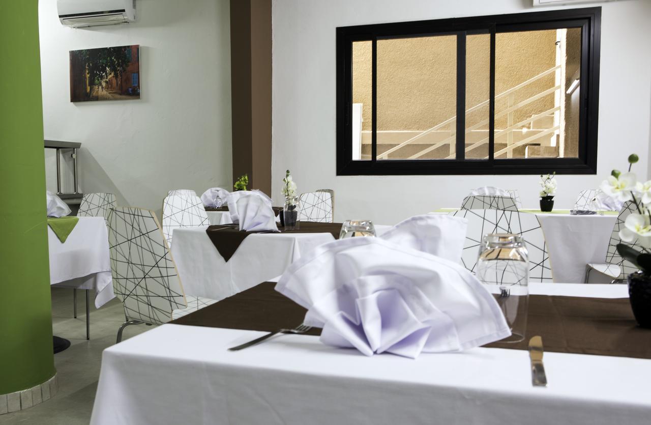 Wakola Hotel Fass Dakar Extérieur photo